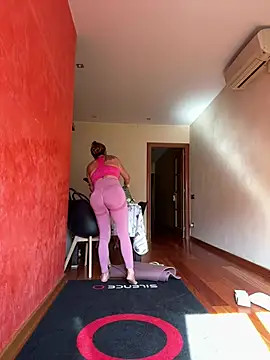 Angelitasexy81 - Pants or top off last tip choose 5’minut