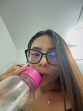 Amira_cute2 - Off pantys,control x2 min