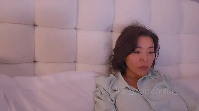 NoirElysia - Lick Vasya's pussy