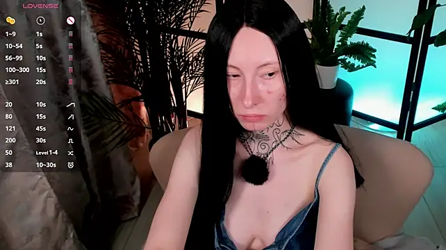 Roxy_morrison_x - tease nips