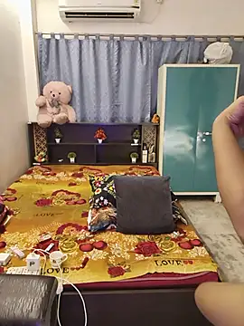 Cute_Kritika - Boobs oiling