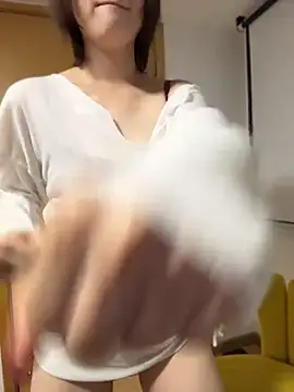 Judi-a - 买套装
