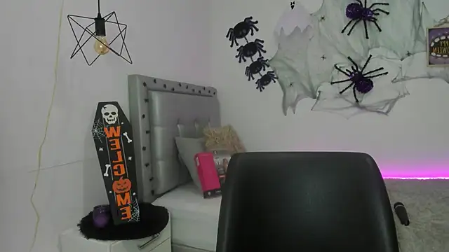Andrea_garciatx - suck tits