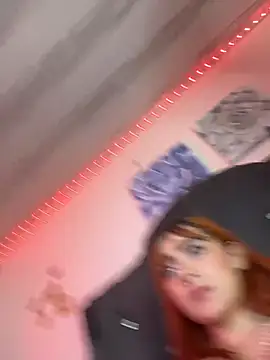 Rayven_black1 - Full naked + suck ass
