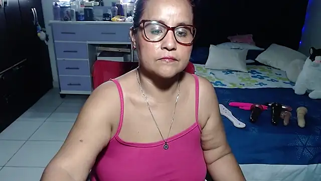 Pervert_mommy_ - undress me honey to masturbate