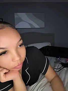 Nikkiloveee - backshots💦😩