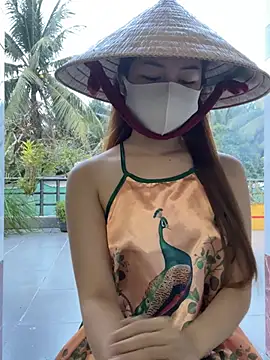 My_Melodyy - Make me pussy cum in public garden 🪴 😈