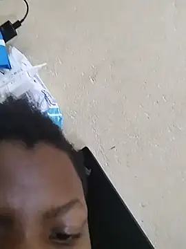 Daddydoll20 - SPRAY MILK ON FACE