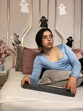 CristalLxr - SEXY DEEPTHROAT + AHEGAO 🥵🔥