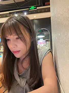 Fire-18 - 逃课学姐想满足自己的欲望户外图书室学习 搞刺激 完成目标手扣小穴