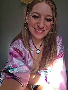 XLisaxx - domi chatte + domi clito + controle LT