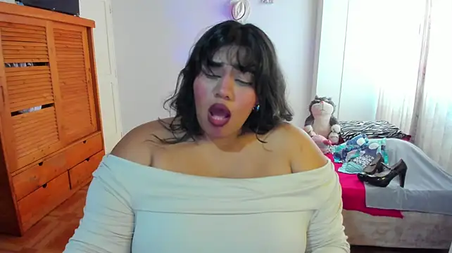 Nayara_05 - SQUIRT + CUM