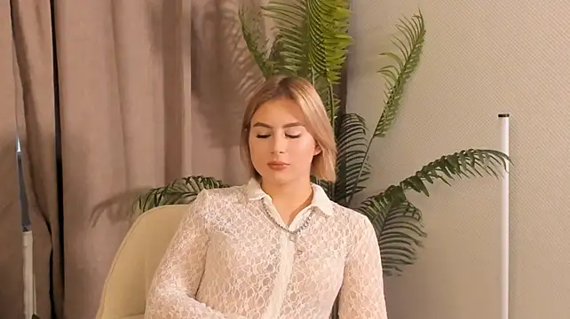 CarmelitaRamella - cute smile
