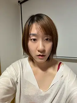 Judi-a - 买套装