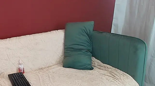 Jessy_Milff - Get mommies pussy soaked 😈