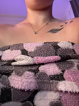 CherryBombs- - PLAYING WITH PUSSY