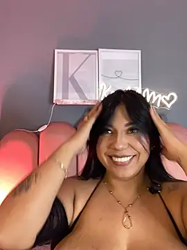 KendalMilleer - suck both your nipples at the same time