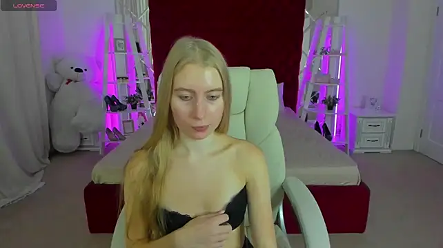 Alina_Blonde