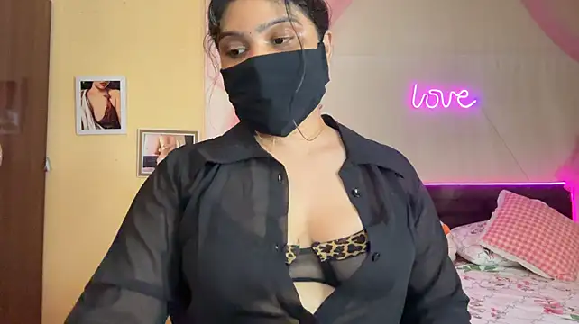 Cherry_jerry - candle wax on boobs