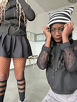 X-Zara-x - 🔥15 squats🔥