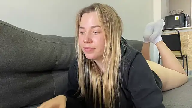 Alyrasun - spit on the boobs