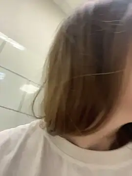 Lunabelle_ - sit on u rub pussy w saliva + pinch clit