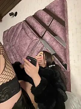 EmmaPiink_ - fingers