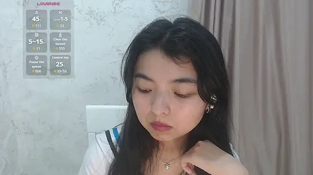 Shy_Kira - show tongue