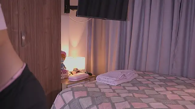 AitanaJhons_ - down my short and show my ass