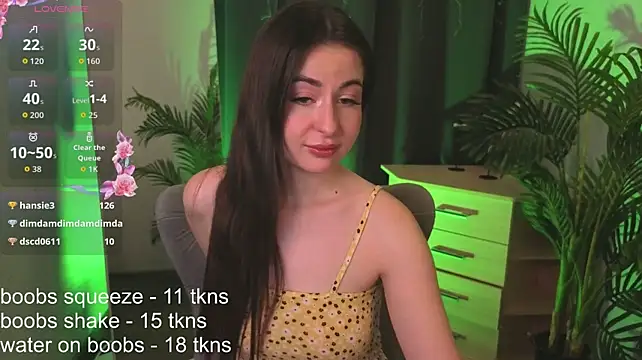 Kaylee_Blush - Make my panty very wet in shower
