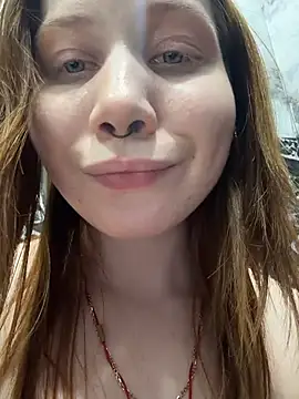 SlavicCandy - flash pussy in mall so stranger can see