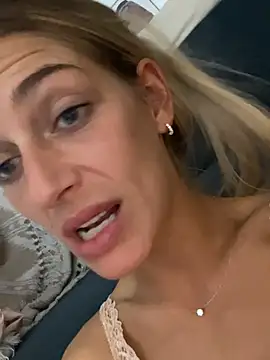 Bellalolahot