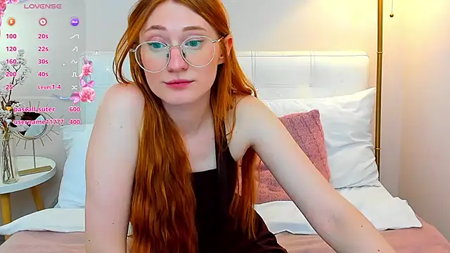 TinaHarp - oiled butt spanks (without panties)