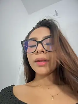 Amira_cute2