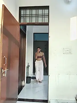 Miss_reena - Ass show