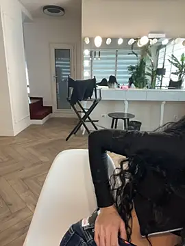 FeetVibe - 👠 Walk All Over Your Attention