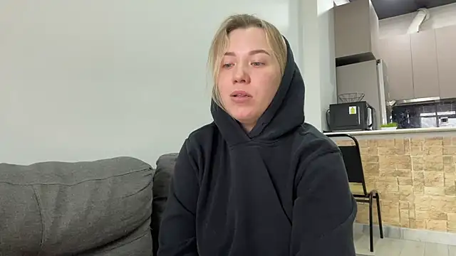 Alyrasun - spit on the boobs