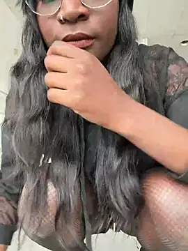 X-Zara-x - 🔥Boob flash🔥
