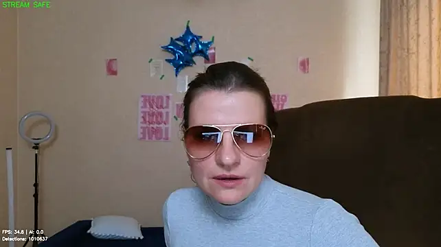 Mirabelle_Velvet