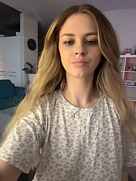 Love_Bri - Make my pussy fucking hot