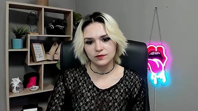 SweetLilyxo's Live XXX Chat
