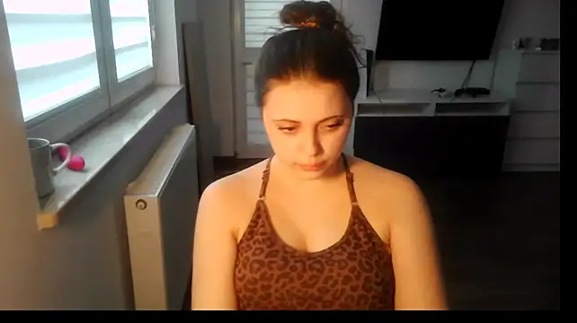 PipisinkaMandarinka - to squeeze the breast
