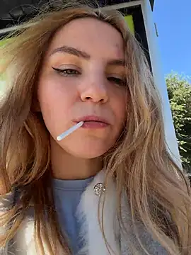 -stray-cat- - grab my tits and press them hard