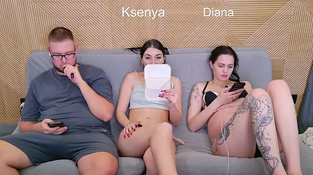 Ksenny - threesome sex + creampie