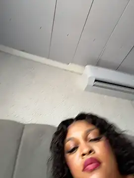 Iam-Sharifa - 🌺Open pussy in doggy🌺