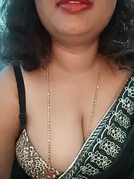 ______s------s______ - Boobs oil massage