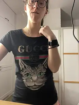 MartiniiSelenna - Licking naughty finger