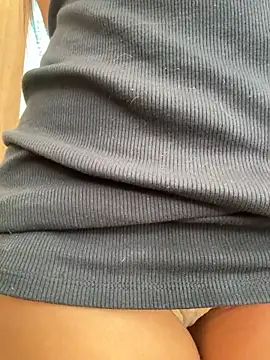 Sofi-jimenez - FUCK ME WITH DILDO UNDERTABLE + CUM🔥