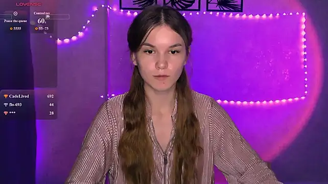 Amber_Roger - M of legs🤩