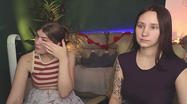 HotCaramellsTV - MASSAGE TITS +:gift:4LT